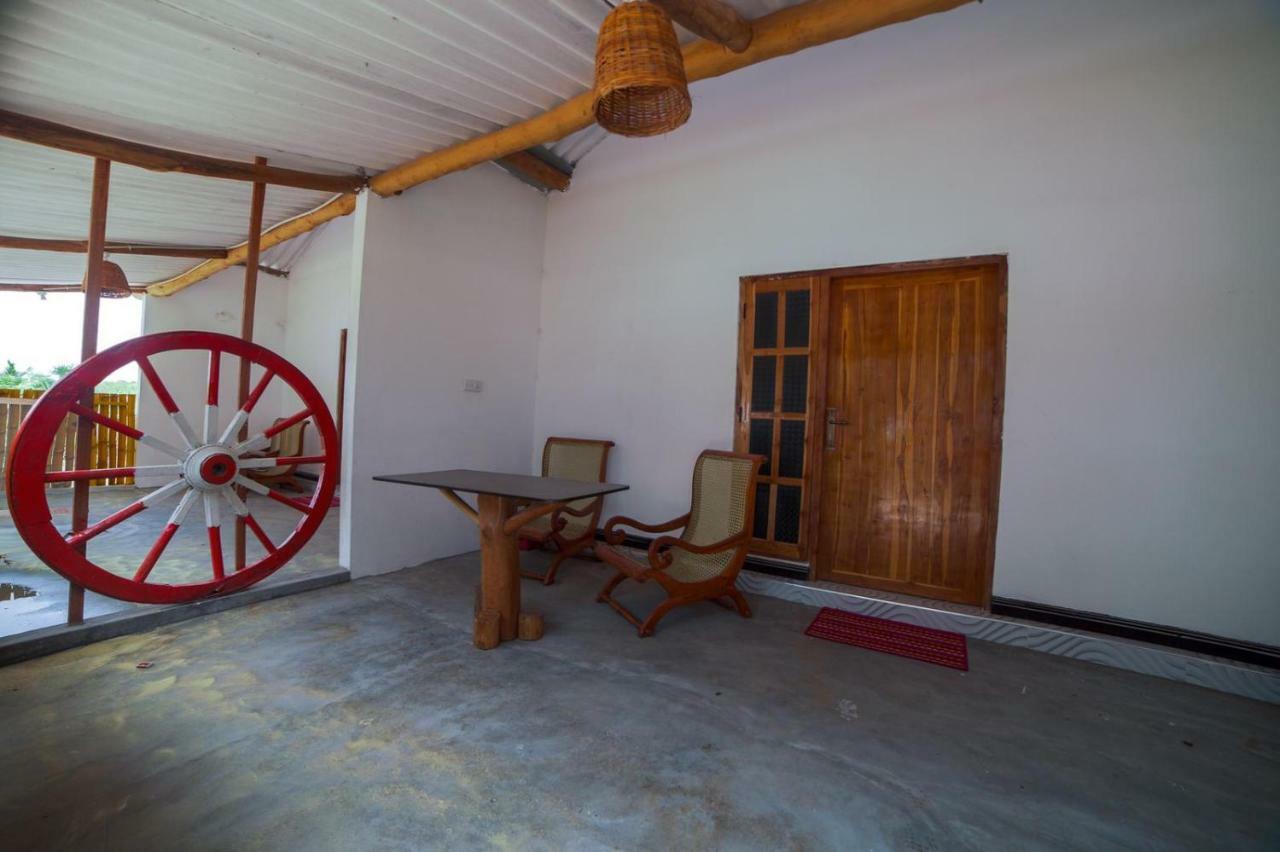 Beach Lagoon Parans Hotell Arugam Kudah Eksteriør bilde